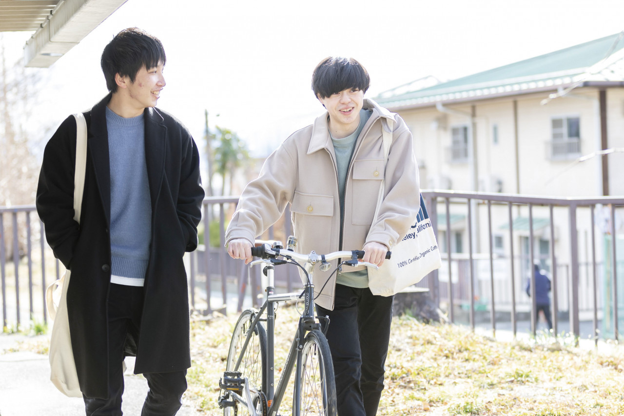 登校